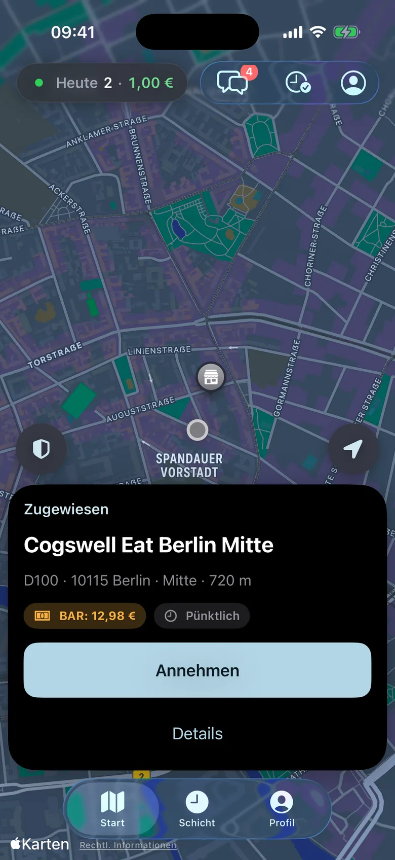 Driver app: Berlin Mitte start map with assigned delivery D100, cash payment of €12.98 and an Accept button