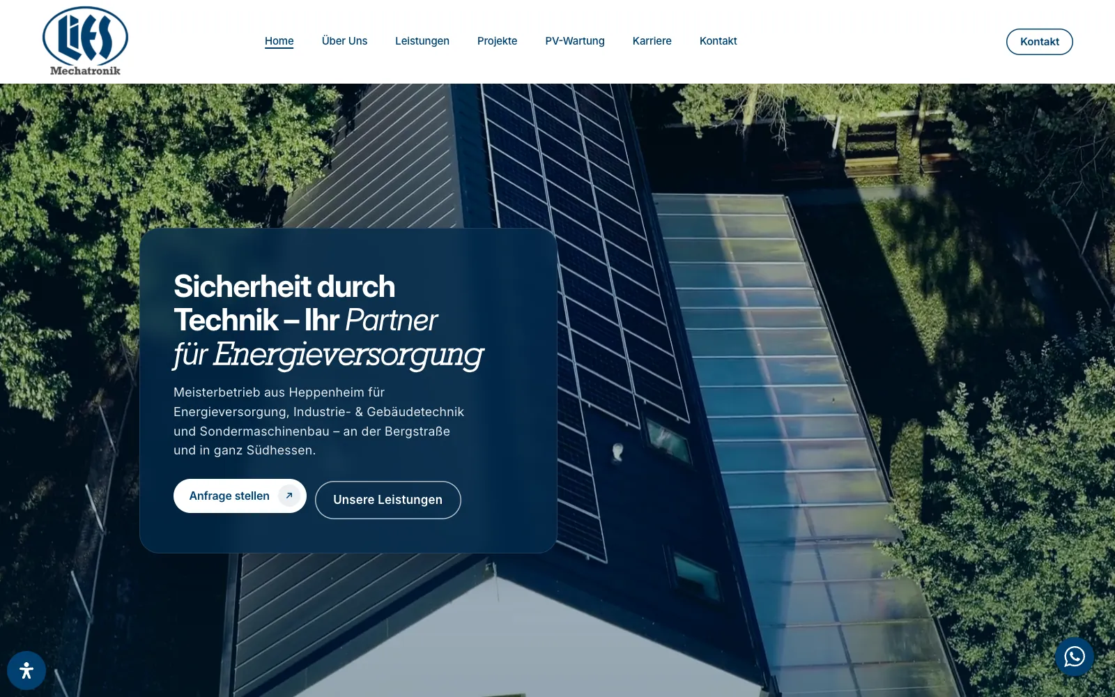 Website von Lies Mechatronik: Photovoltaik-Luftaufnahme mit dem Titel „Sicherheit durch Technik“